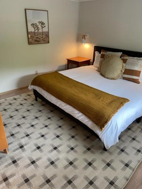 Berkshire Valley Inn North Hancock ภายนอก รูปภาพ